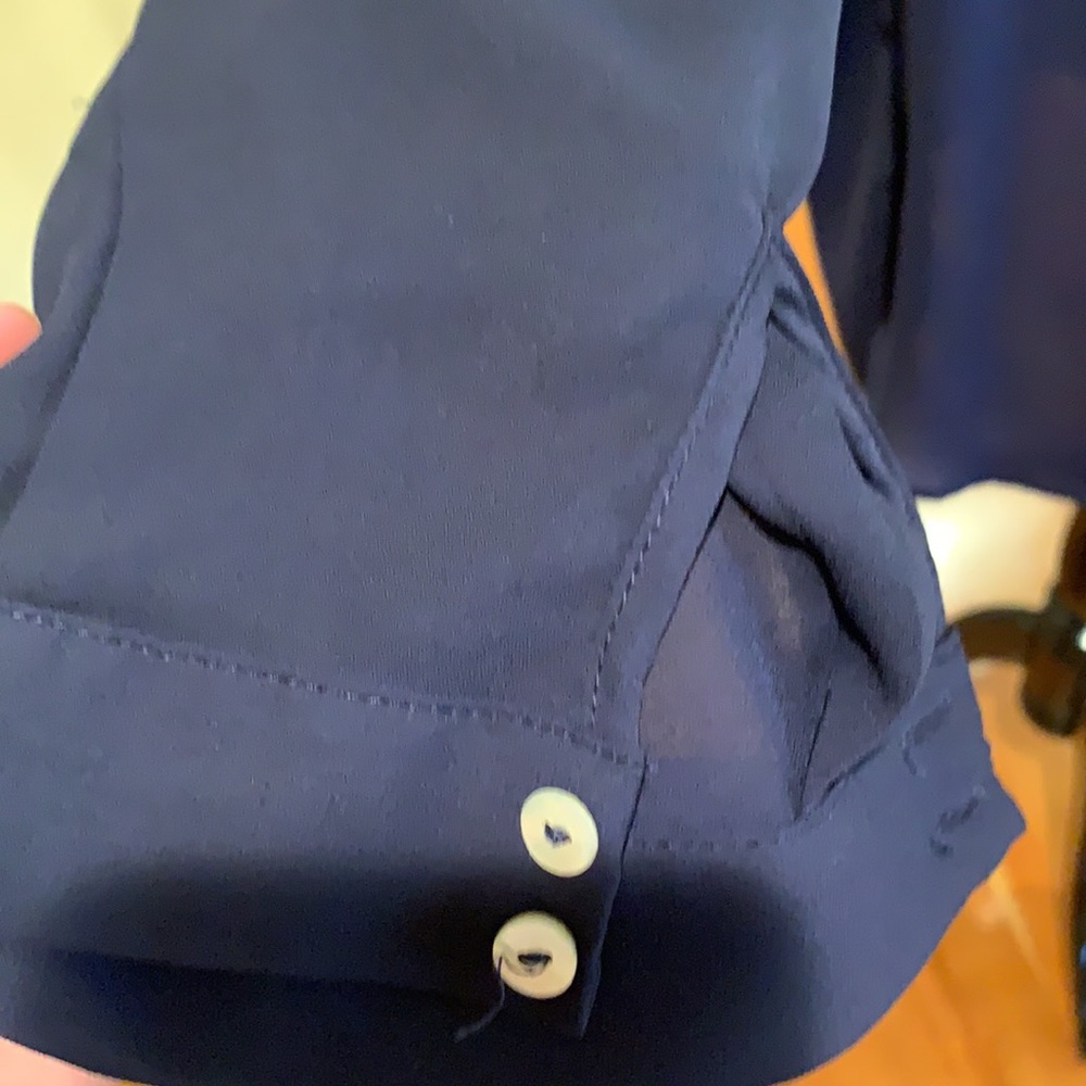 Azalea 1x navy blouse - Picture 3 of 6